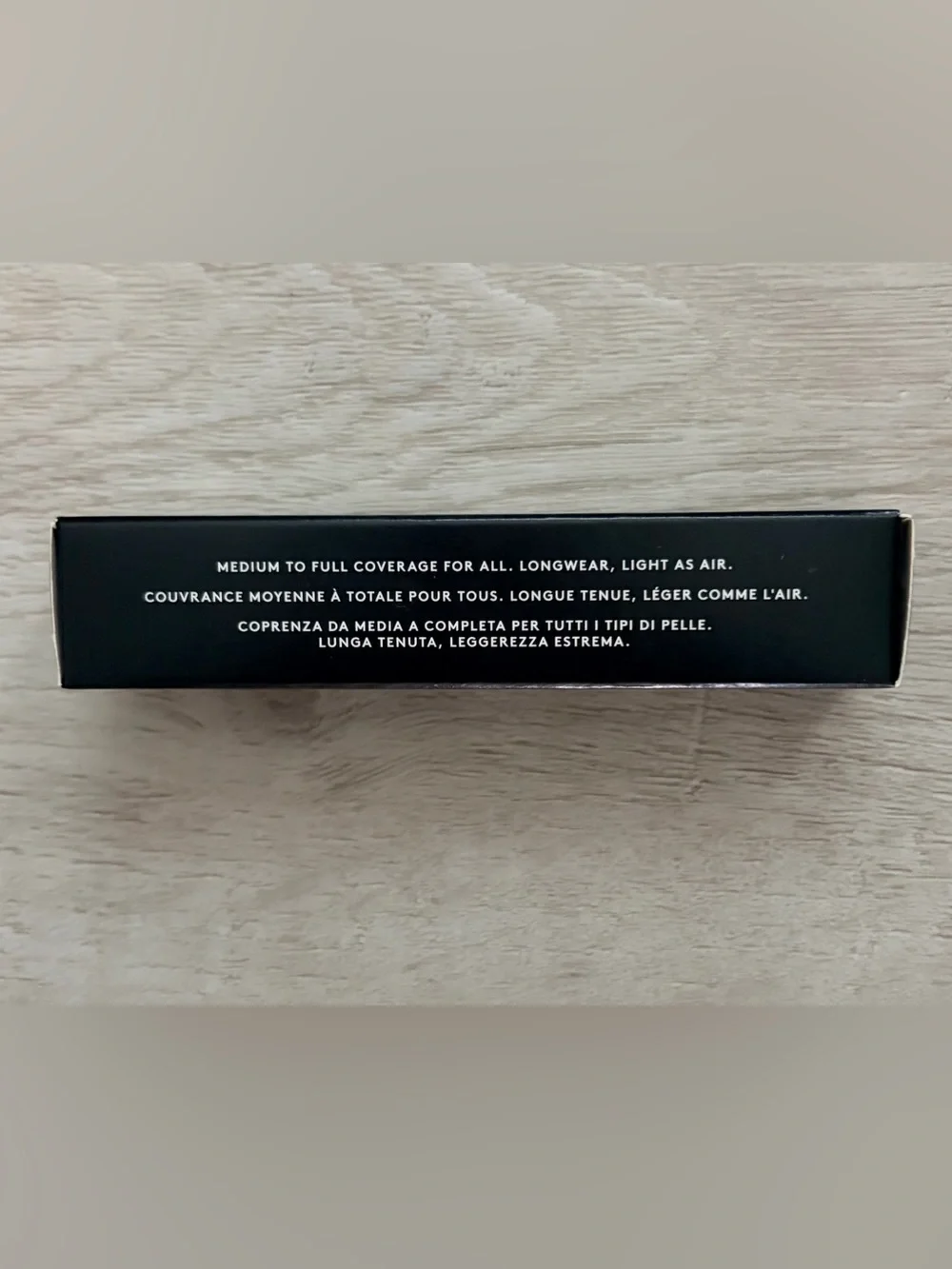 Fenty Beauty Foundation by Rihanna 220 Soft Matte Pro Filt'r